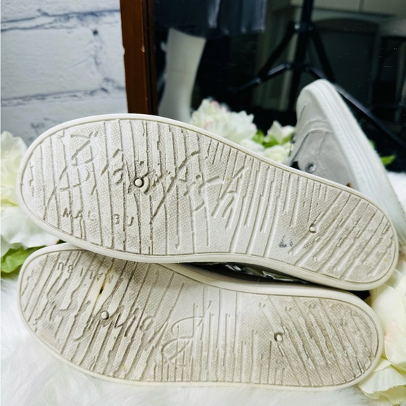 Blowfish Malibu Mariachi Slip On - Picture 9 of 10